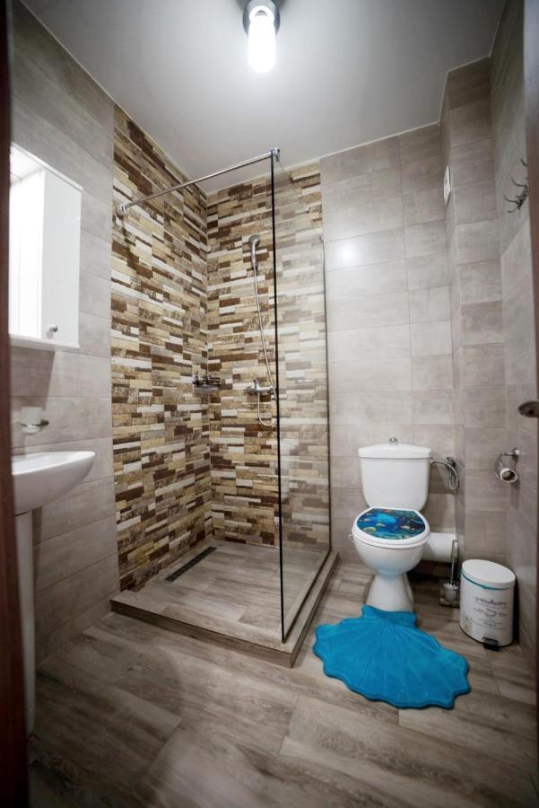 Kazeboo Beach Apartment Navodari Bagian luar foto